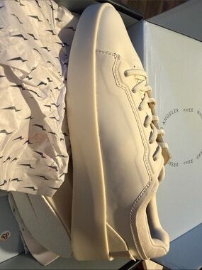 Women's Cream Platform Lace-Up Sneaker